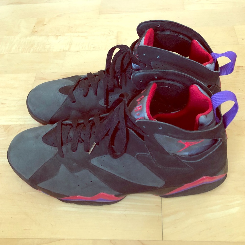 Retro Air Jordan VII’s in Grey Size 13